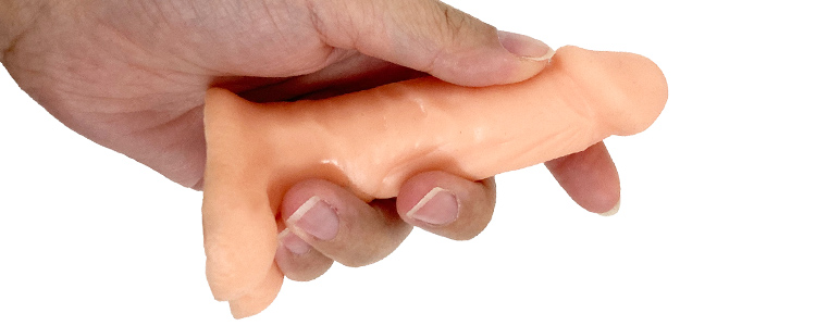 吸盤無しのディルドを持つ画像